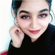 Étudiante voulant partager ses connaissances